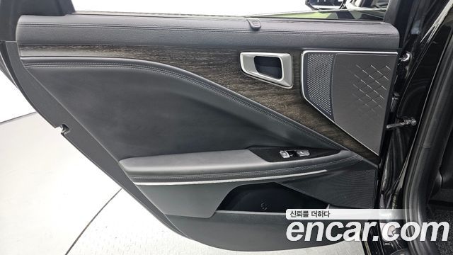 Kia K8 2022 — photo 15