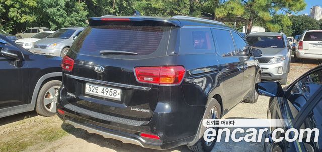 Kia Canival 2019 — photo 5