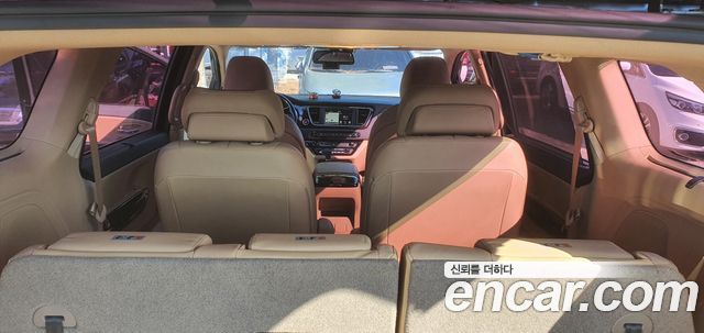 Kia Canival 2019 — photo 7