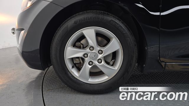 Hyundai AVANTE 2014 — photo 5