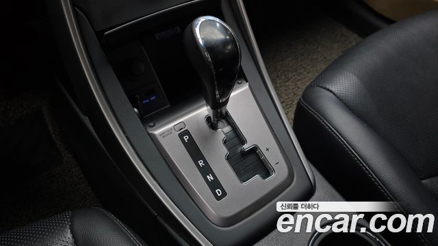 Hyundai AVANTE 2014 — photo 9
