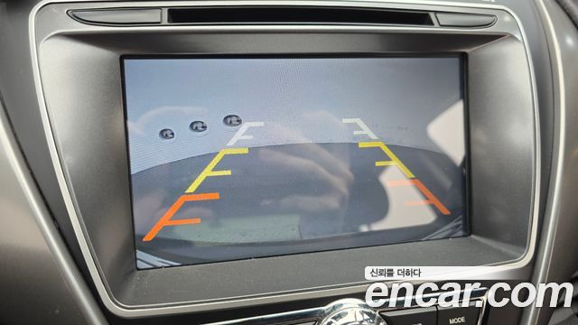 Hyundai AVANTE 2014 — photo 17