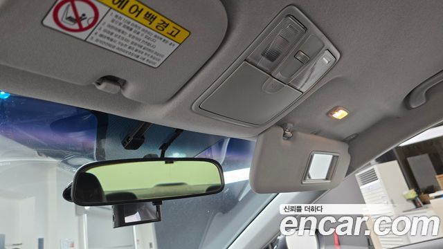 Hyundai AVANTE 2014 — photo 19