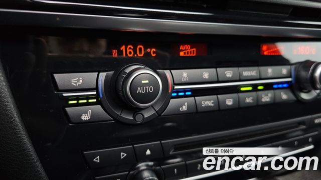 BMW X5 2017 — photo 16