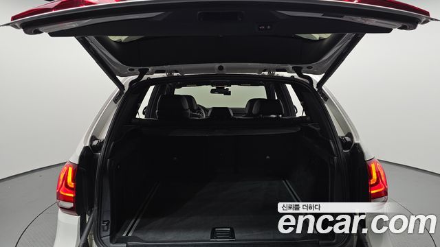 BMW X5 2017 — photo 20
