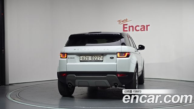 Land Rover Range Rover Evoque 2016 — photo 4