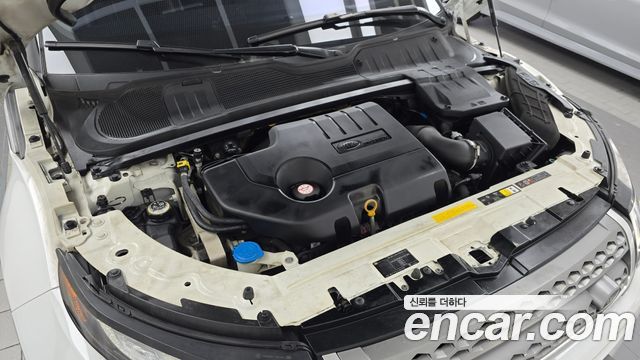 Land Rover Range Rover Evoque 2016 — photo 6