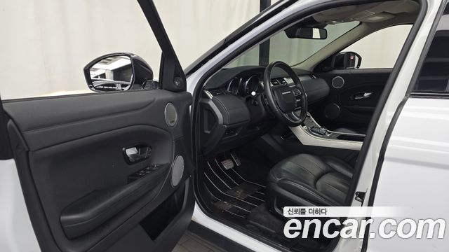 Land Rover Range Rover Evoque 2016 — photo 10