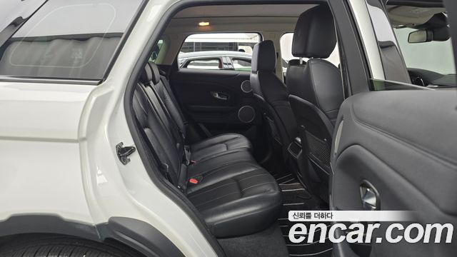 Land Rover Range Rover Evoque 2016 — photo 12
