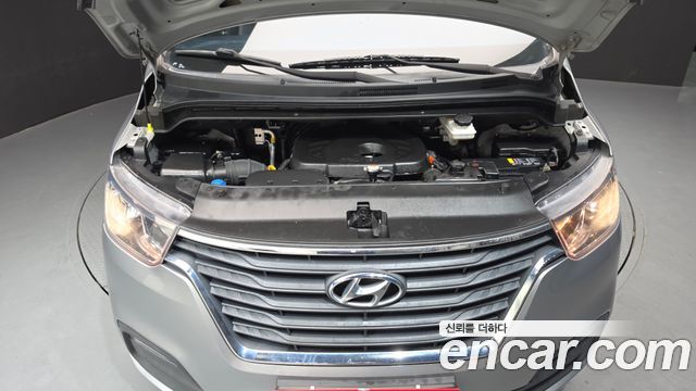 Hyundai Starex 2019 — photo 6
