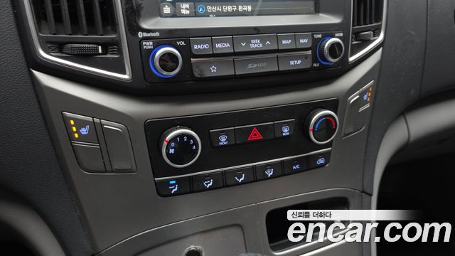 Hyundai Starex 2019 — photo 19