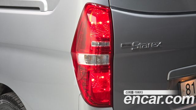 Hyundai Starex 2019 — photo 9