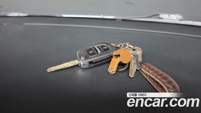 Hyundai Starex 2019 — photo 29