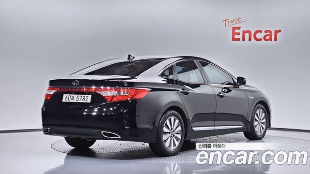 Hyundai Grandeur 2015 — photo 2