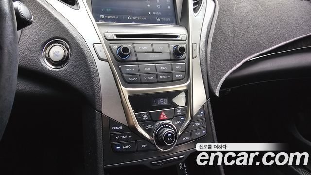 Hyundai Grandeur 2015 — photo 17
