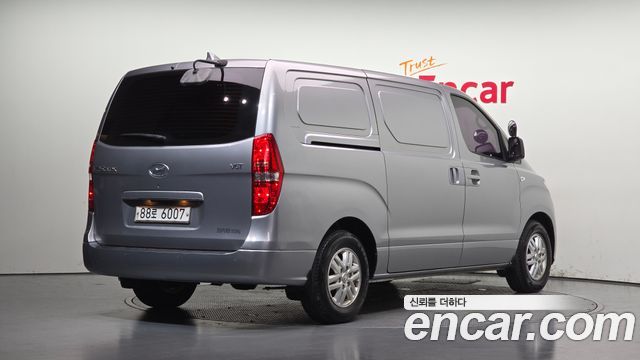 Hyundai Starex 2019 — photo 2