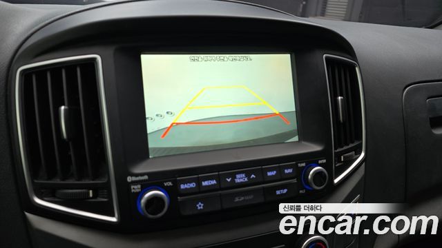Hyundai Starex 2019 — photo 14