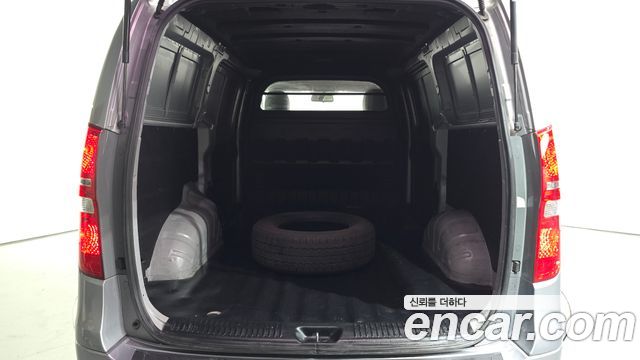 Hyundai Starex 2019 — photo 19