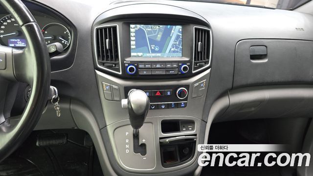Hyundai Starex 2019 — photo 20