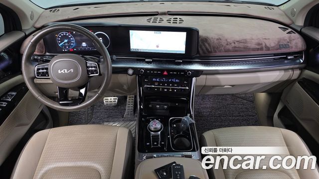 Kia Canival 2023 — photo 10