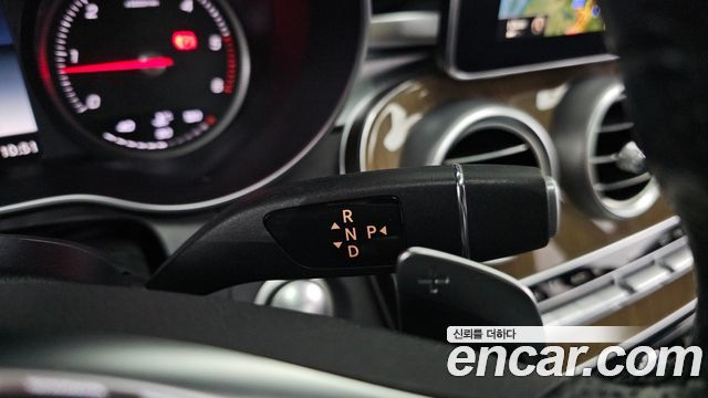 Mercedes-Benz C-Class 2016 — photo 9