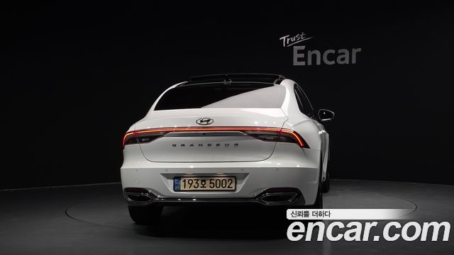 Hyundai Grandeur 2023 — photo 4