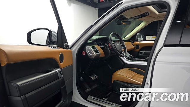 Land Rover Range Rover Sport 2019 — photo 13