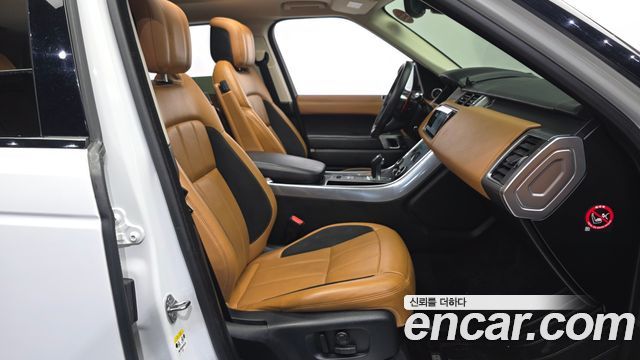 Land Rover Range Rover Sport 2019 — photo 17