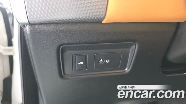 Land Rover Range Rover Sport 2019 — photo 33