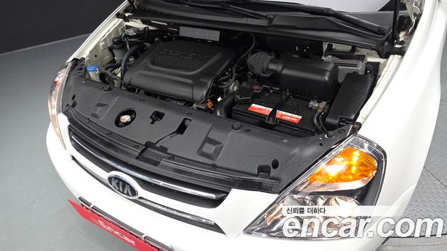 Kia Canival 2013 — photo 6