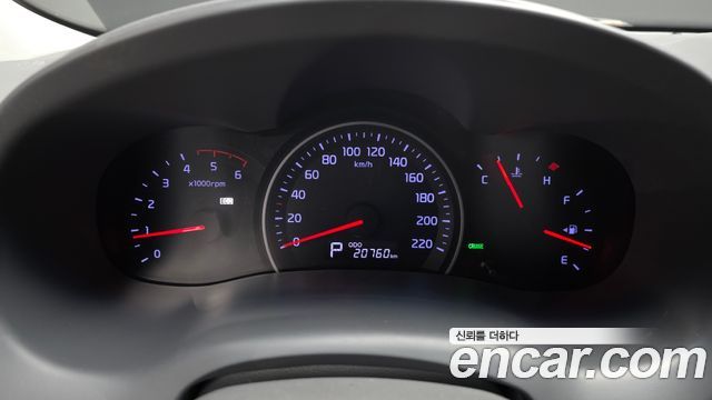 Kia Canival 2013 — photo 8