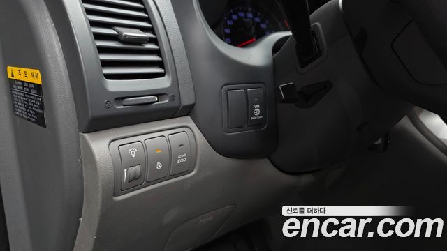 Kia Canival 2013 — photo 18