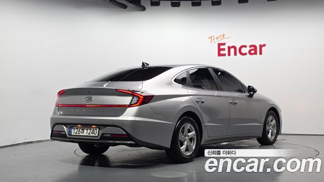 Hyundai Sonata 2022 — photo 2