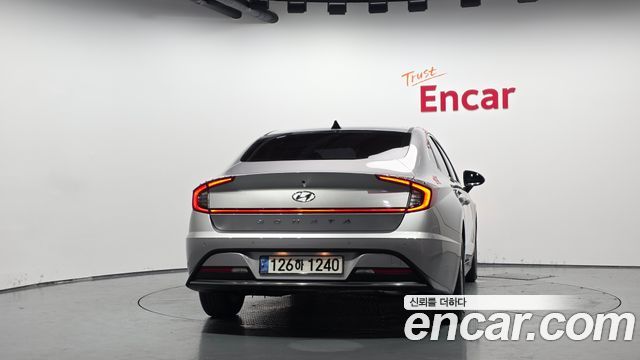Hyundai Sonata 2022 — photo 4