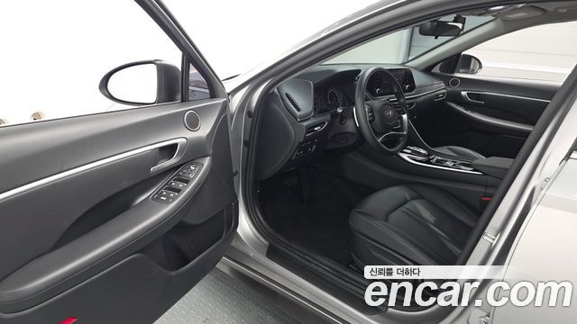 Hyundai Sonata 2022 — photo 10