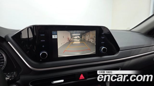 Hyundai Sonata 2022 — photo 14