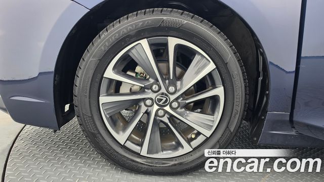 Lexus CT200h 2018 — photo 5