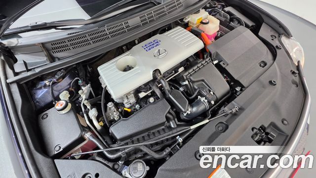 Lexus CT200h 2018 — photo 6