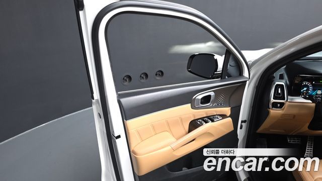 Kia Sorento 2023 — photo 14
