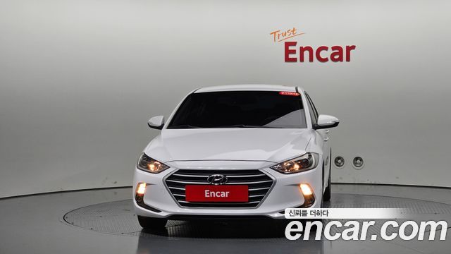 Hyundai AVANTE 2018 — photo 3