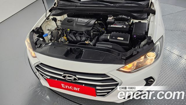 Hyundai AVANTE 2018 — photo 6