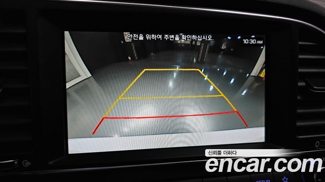 Hyundai AVANTE 2018 — photo 21