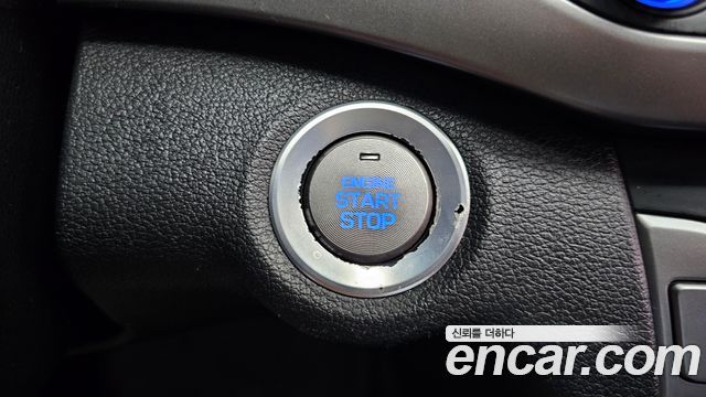 Hyundai AVANTE 2018 — photo 22
