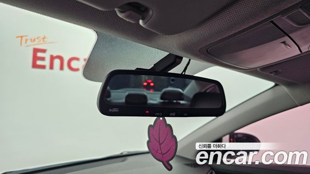 Hyundai AVANTE 2018 — photo 23
