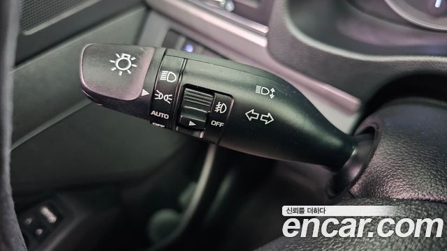 Hyundai AVANTE 2018 — photo 28