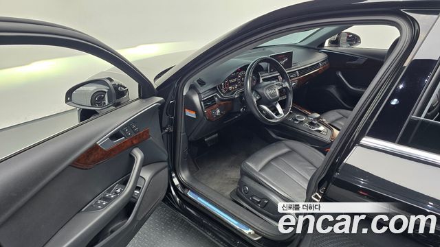 Audi A4 2016 — photo 17