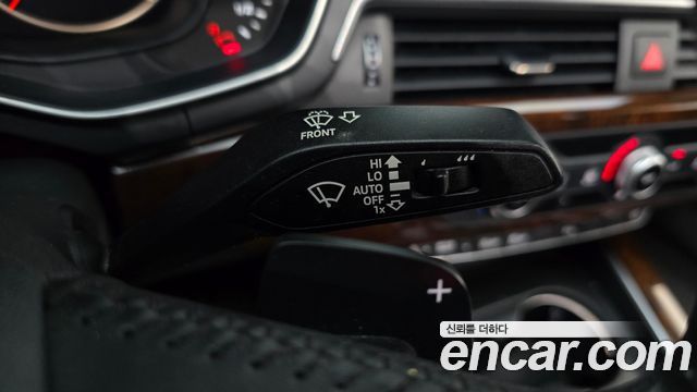 Audi A4 2016 — photo 28