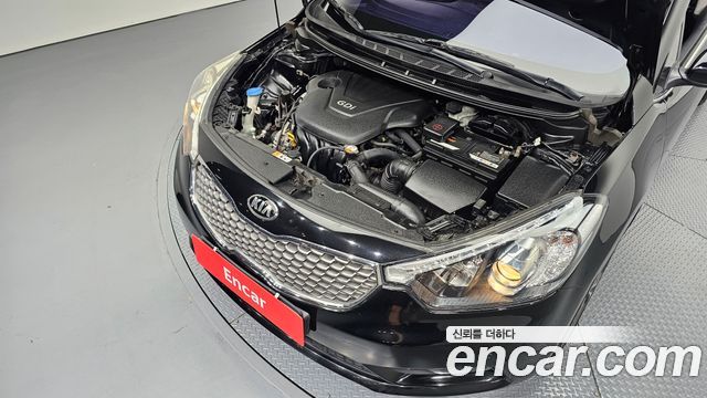 Kia K3 2013 — photo 6