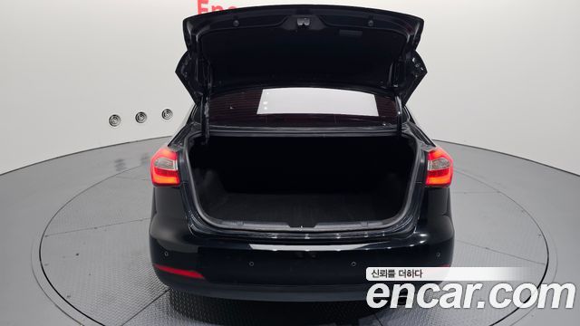Kia K3 2013 — photo 26