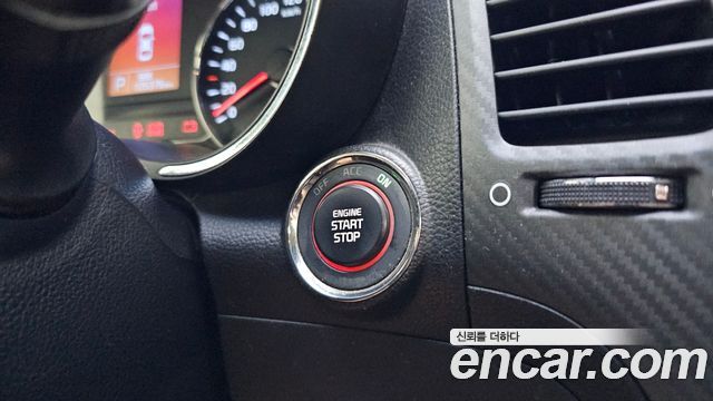 Kia K3 2013 — photo 27